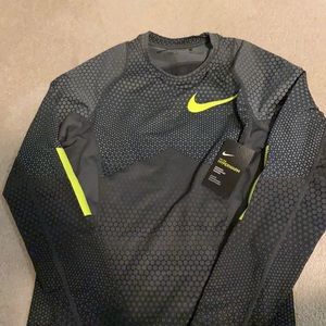 Nike Hyperwarm - Size S - New with tags